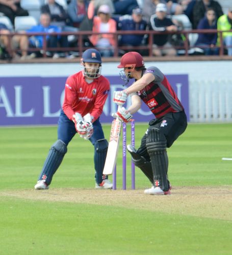 http://i1152.photobucket.com/albums/p490/cricketphotos1/Cricket%20Photos/2017%20Cricket%20Photos/Royal%20London%20one%20day%20cup/Somerset%20v%20Essex%2014th%20May%202017/James%20Hildreth%20ct%20James%20Foster%20bld%20Ryan%20ten%20Doeschata.jpg