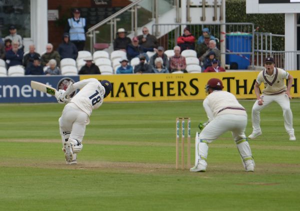 http://i1152.photobucket.com/albums/p490/cricketphotos1/Cricket%20Photos/2018%20Somerset%20Cricket%20Photos/Specsavers%20County%20Championship%202018/Somerset%20v%20Hampshire%20Starting%2011th%20May%202018/Lewis%20McManus%206%20runs%20off%20Dom%20Bess.jpg