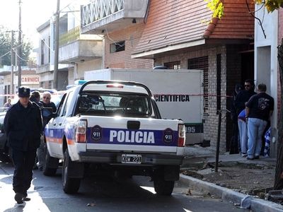 Policia Bonaerense Vs Policia Federal Argentina (2012) Policia Bonaerense Vs Policia Federal Argentina (2012)