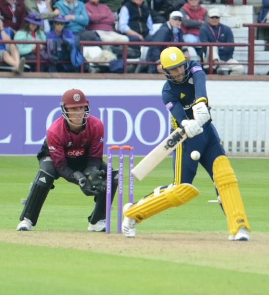 https://i1152.photobucket.com/albums/p490/cricketphotos1/Cricket%20Photos/2019%20Somerset%20Cricket%20Photos/Royal%20London%200ne-day%20cup/Somerset%20v%20Hampshire%205th%20May%202019/Aiden%20Markram%204%20runs%20off%20Azhar%20Ali.jpg