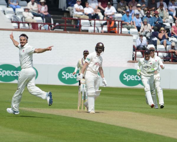 https://i1152.photobucket.com/albums/p490/cricketphotos1/Cricket%20Photos/2019%20Somerset%20Cricket%20Photos/Specsavers%20County%20Championship%202019/Somerset%20v%20Surrey%20starting%2014th%20May%202019/Mark%20Stoneman%20ct%20Steve%20Davies%20bld%20Jack%20Brooks.jpg